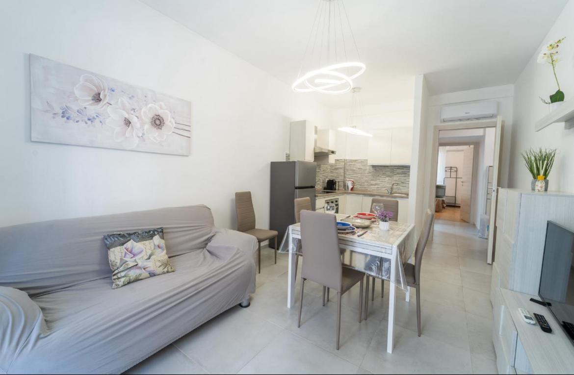 Sanny In The Center Apartment Sanremo