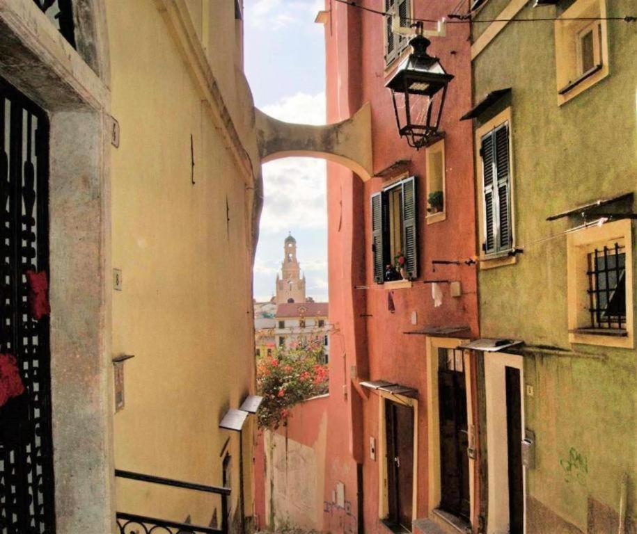 Sanny In The Center * Sanremo